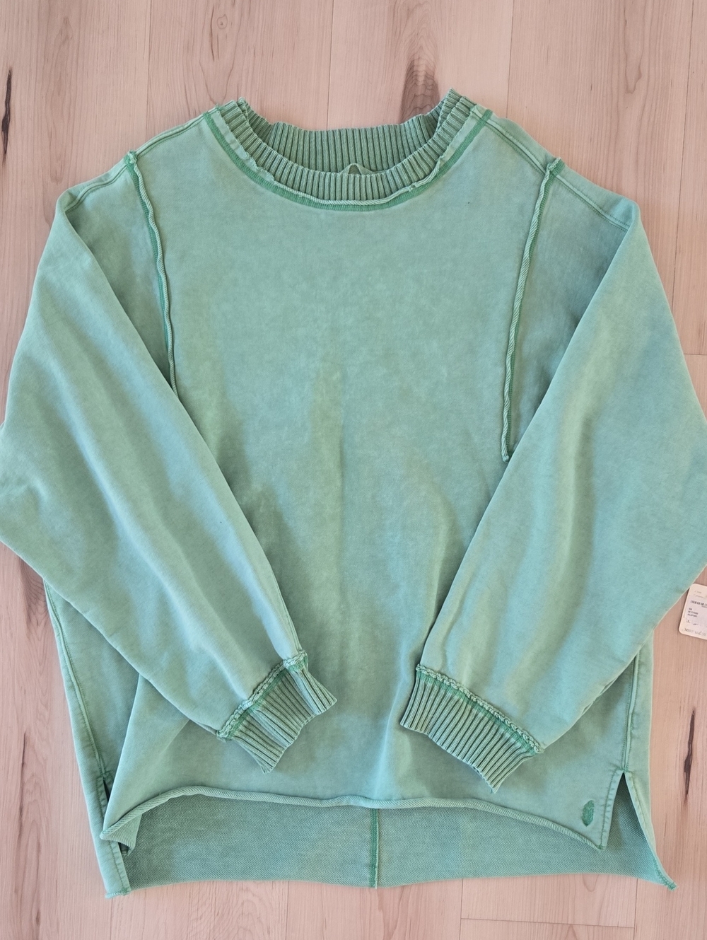 NWT FP Movement Sweatshirt, Jalapeno Green, Size Medium